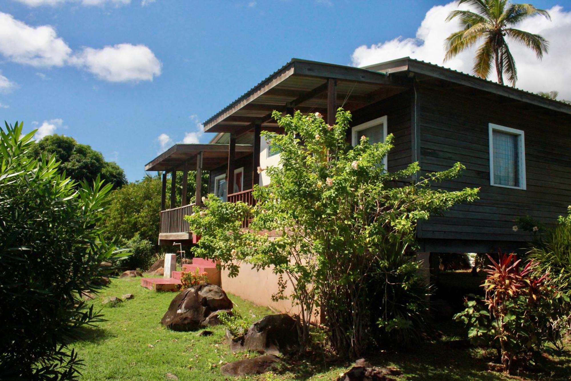 Big Sky Lodge Crochu Exterior foto